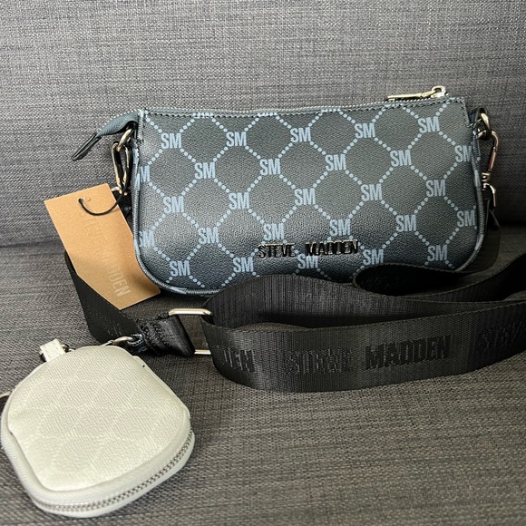 NWT STEVE MADDEN BLUISA CROSSBODY BAG - Picture 1 of 5